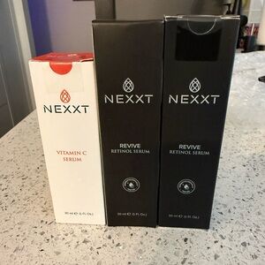 Nexx Vitamin C and Revive Retinol Serum Duo - White and Black